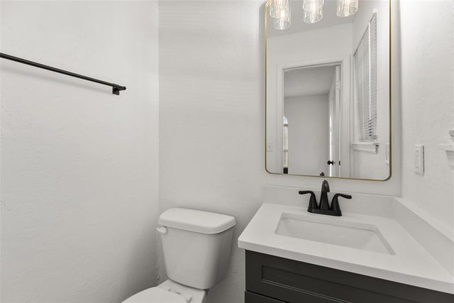 753 NW 1st Street, Moore, OK 73160