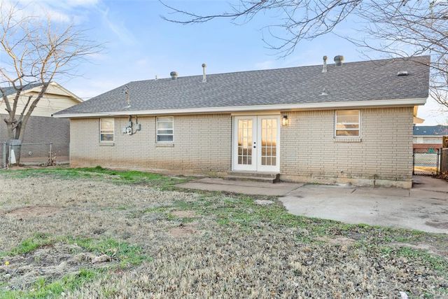 753 NW 1st Street, Moore, OK 73160