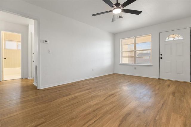 753 NW 1st Street, Moore, OK 73160