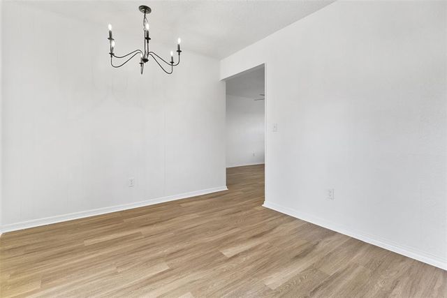 753 NW 1st Street, Moore, OK 73160