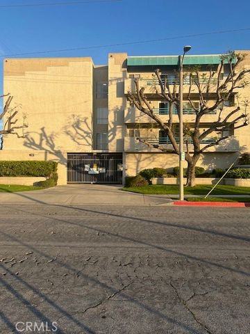 11410 Dolan Ave unit 319, Downey, CA 90241