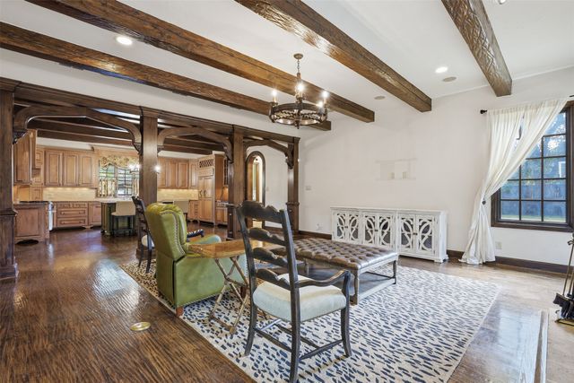 6674 Laurel Valley Drive, Fort Worth, TX 76132