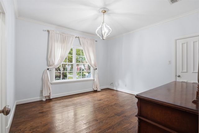 6674 Laurel Valley Drive, Fort Worth, TX 76132