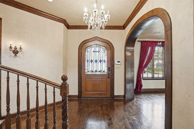 6674 Laurel Valley Drive, Fort Worth, TX 76132