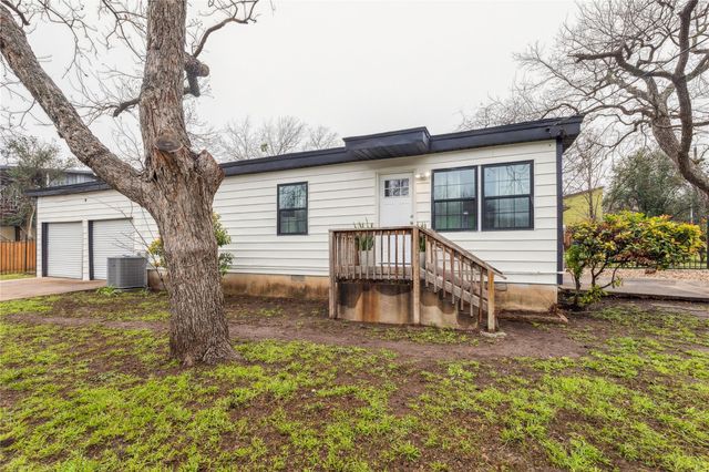 2105 E 17th ST, Austin, TX 78702