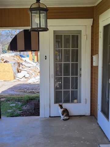 1312 Lagonda Avenue, Fort Worth, TX 76164