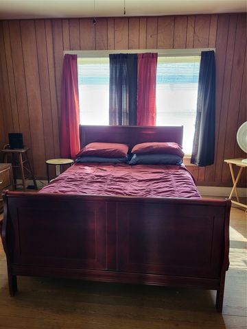 1312 Lagonda Avenue, Fort Worth, TX 76164