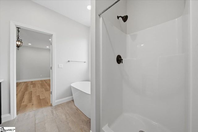 563 Clairidge Drive, Boiling Springs, SC 29316