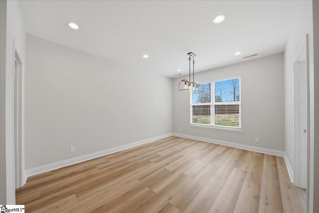 563 Clairidge Drive, Boiling Springs, SC 29316