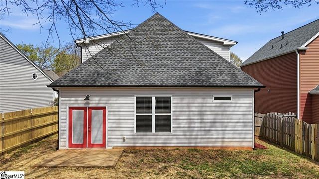 563 Clairidge Drive, Boiling Springs, SC 29316