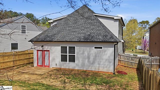 563 Clairidge Drive, Boiling Springs, SC 29316