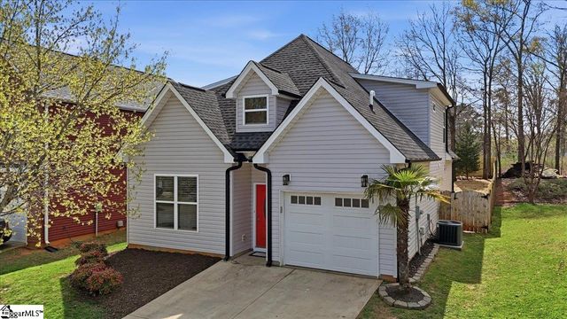 563 Clairidge Drive, Boiling Springs, SC 29316