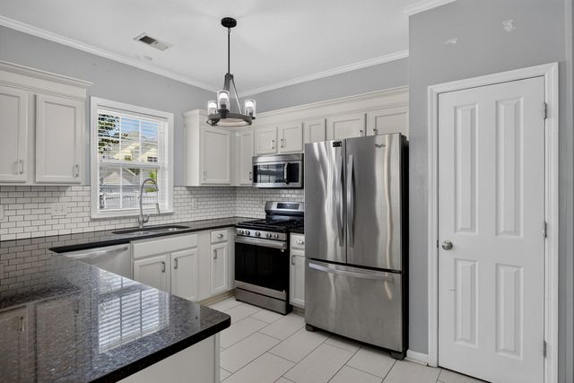 208 Dandelion Street, Summerville, SC 29483