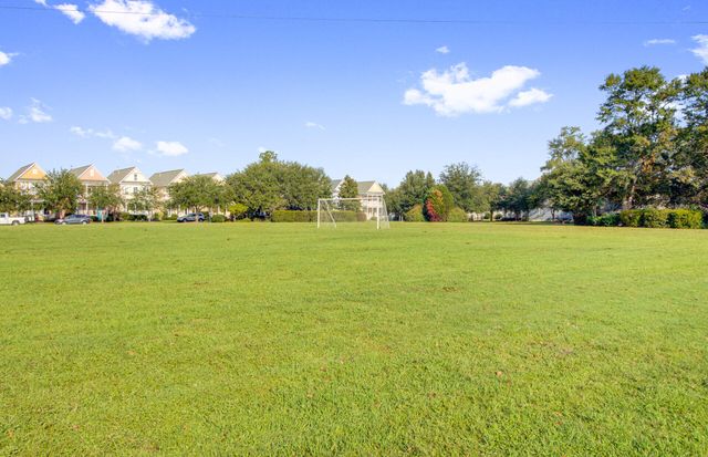 208 Dandelion Street, Summerville, SC 29483