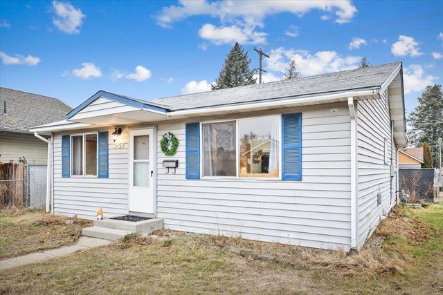 4723 N Post St, Spokane, WA 99205