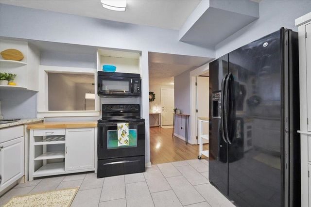 4723 N Post St, Spokane, WA 99205