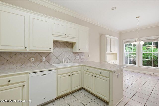 208 Geneva Boulevard, Madison, MS 39110