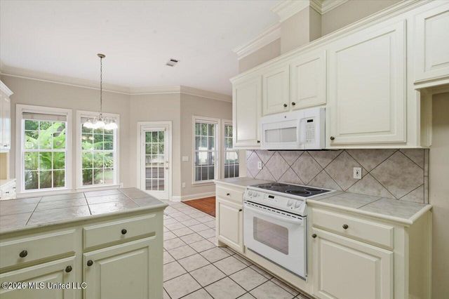 208 Geneva Boulevard, Madison, MS 39110