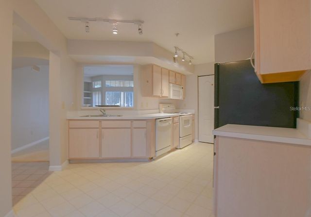 7270 WESTPOINTE BOULEVARD 920, Orlando, FL 32835