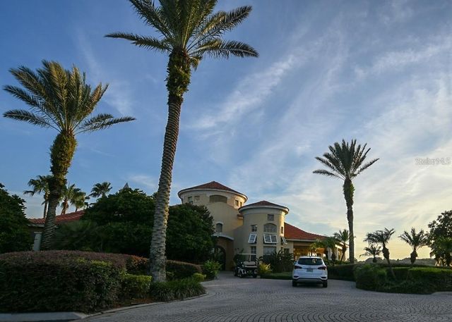 7270 WESTPOINTE BOULEVARD 920, Orlando, FL 32835