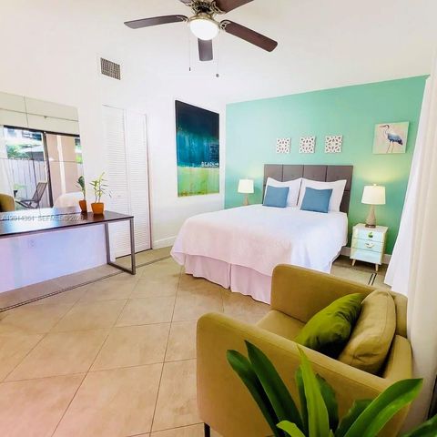 585 NE 66th St 3, Miami, FL 33138