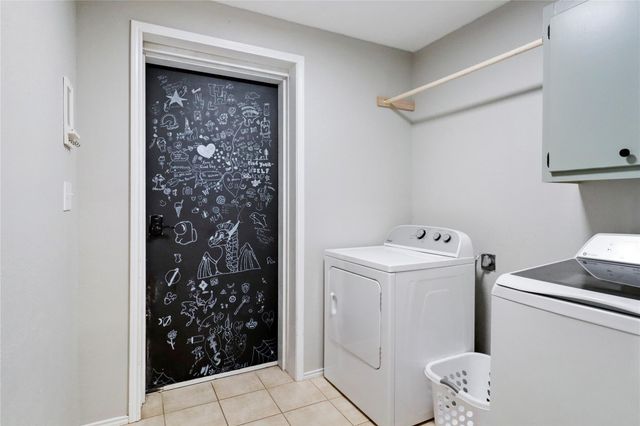 2923 County Road 209, Danbury, TX 77534