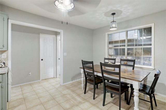 2923 County Road 209, Danbury, TX 77534