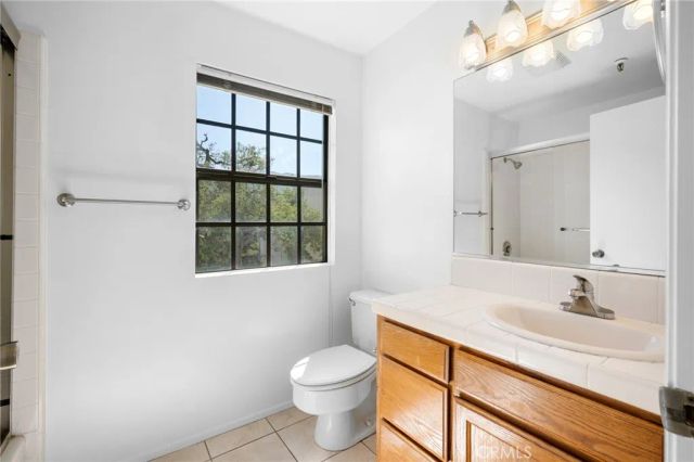 2747 Hermosa Avenue 6, Montrose, CA 91020