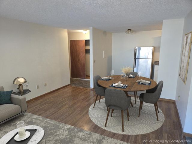 2616 Harriet Avenue 105, Minneapolis, MN 55408