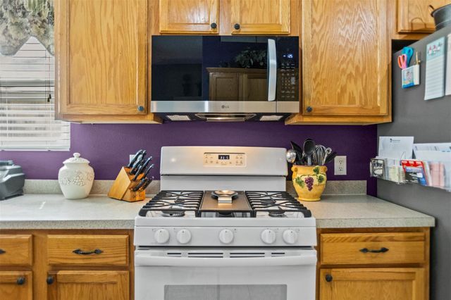 6230 Pleasant Stream Drive, Katy, TX 77449