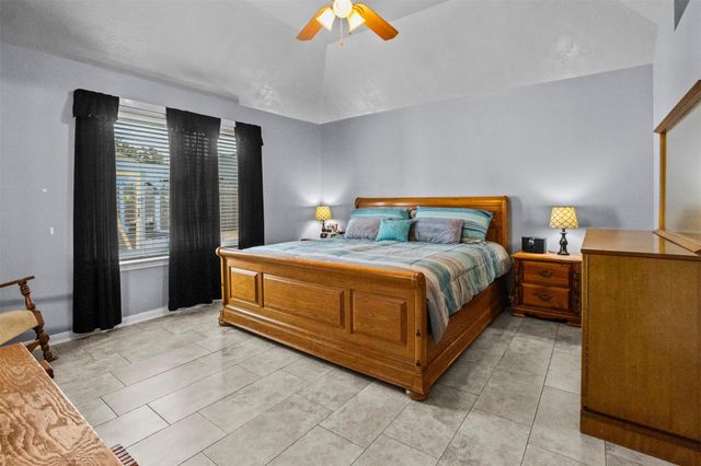 6230 Pleasant Stream Drive, Katy, TX 77449