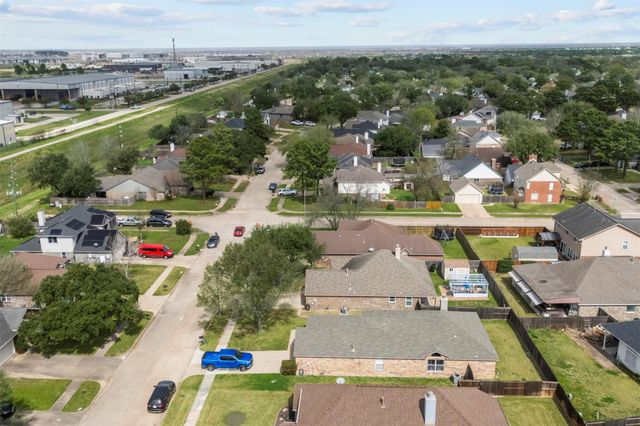 6230 Pleasant Stream Drive, Katy, TX 77449