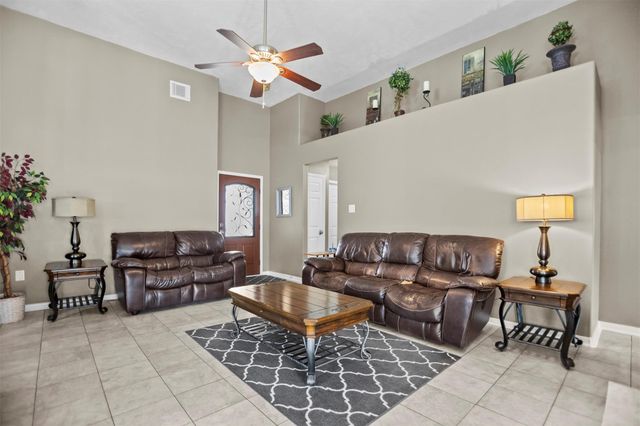 6230 Pleasant Stream Drive, Katy, TX 77449