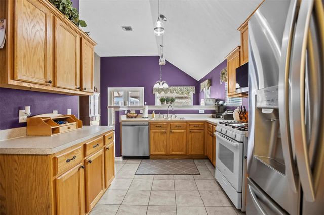 6230 Pleasant Stream Drive, Katy, TX 77449