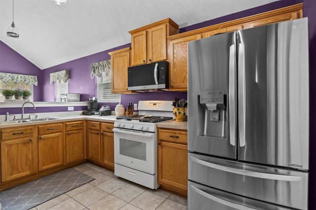 6230 Pleasant Stream Drive, Katy, TX 77449