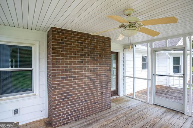 195 Skyview Drive, Social Circle, GA 30025