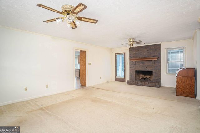 195 Skyview Drive, Social Circle, GA 30025