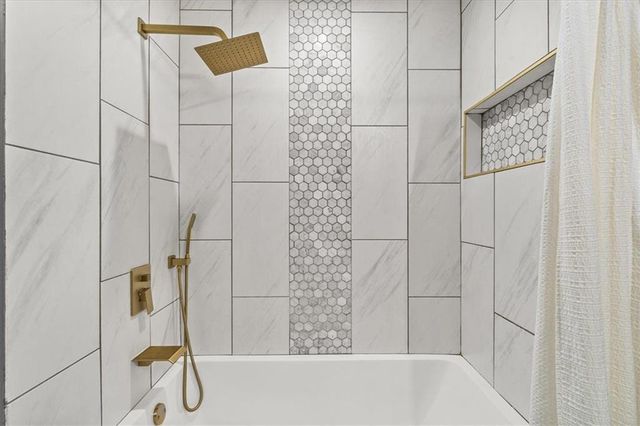 3755 Mulkey Cir, Marietta, GA 30008