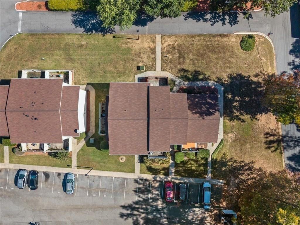 Image 13 of property listing at 3755 Mulkey Cir, Marietta, GA 30008