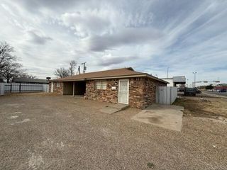 1613 38th Street, Lubbock, TX 79412