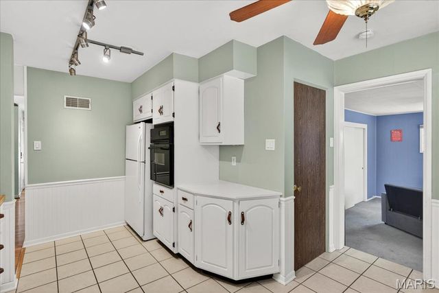 9467 Arban Drive, Crestwood, MO 63126