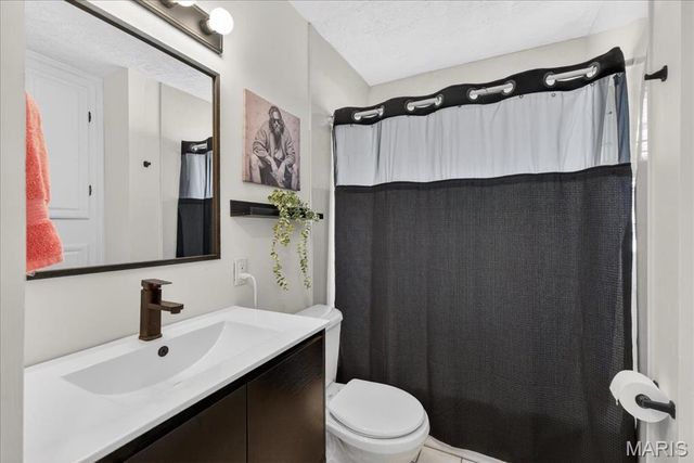 9467 Arban Drive, Crestwood, MO 63126