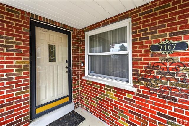 9467 Arban Drive, Crestwood, MO 63126