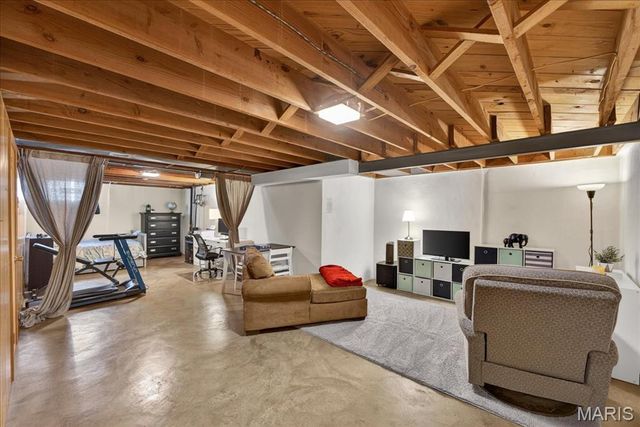 9467 Arban Drive, Crestwood, MO 63126