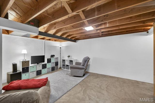 9467 Arban Drive, Crestwood, MO 63126