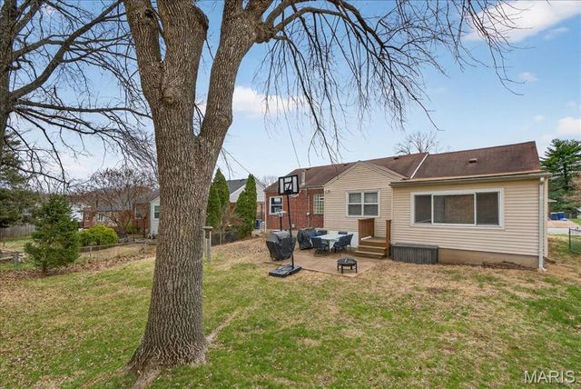 9467 Arban Drive, Crestwood, MO 63126