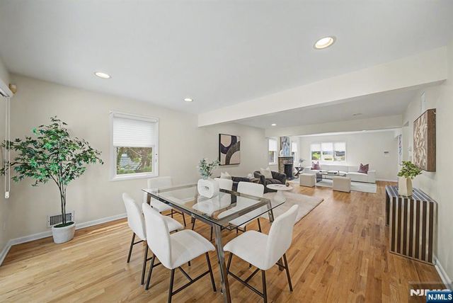 86 Hazelton Terrace, Tenafly, NJ 07670