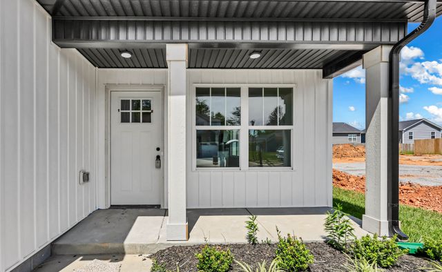 220 Quarry Overlook Way, Clarksville, TN 37043