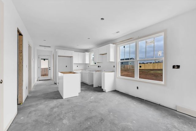 220 Quarry Overlook Way, Clarksville, TN 37043