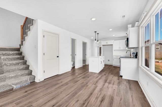 220 Quarry Overlook Way, Clarksville, TN 37043